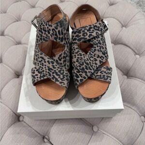 Women’s Dolce Vita Lenni Wedge Sandals - Tan/Black